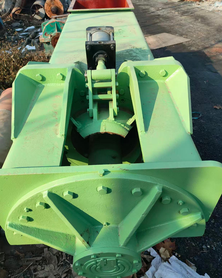 Used Aikawa Screw Press for Pulp Dewatering | Heavy-Duty Japanese Design